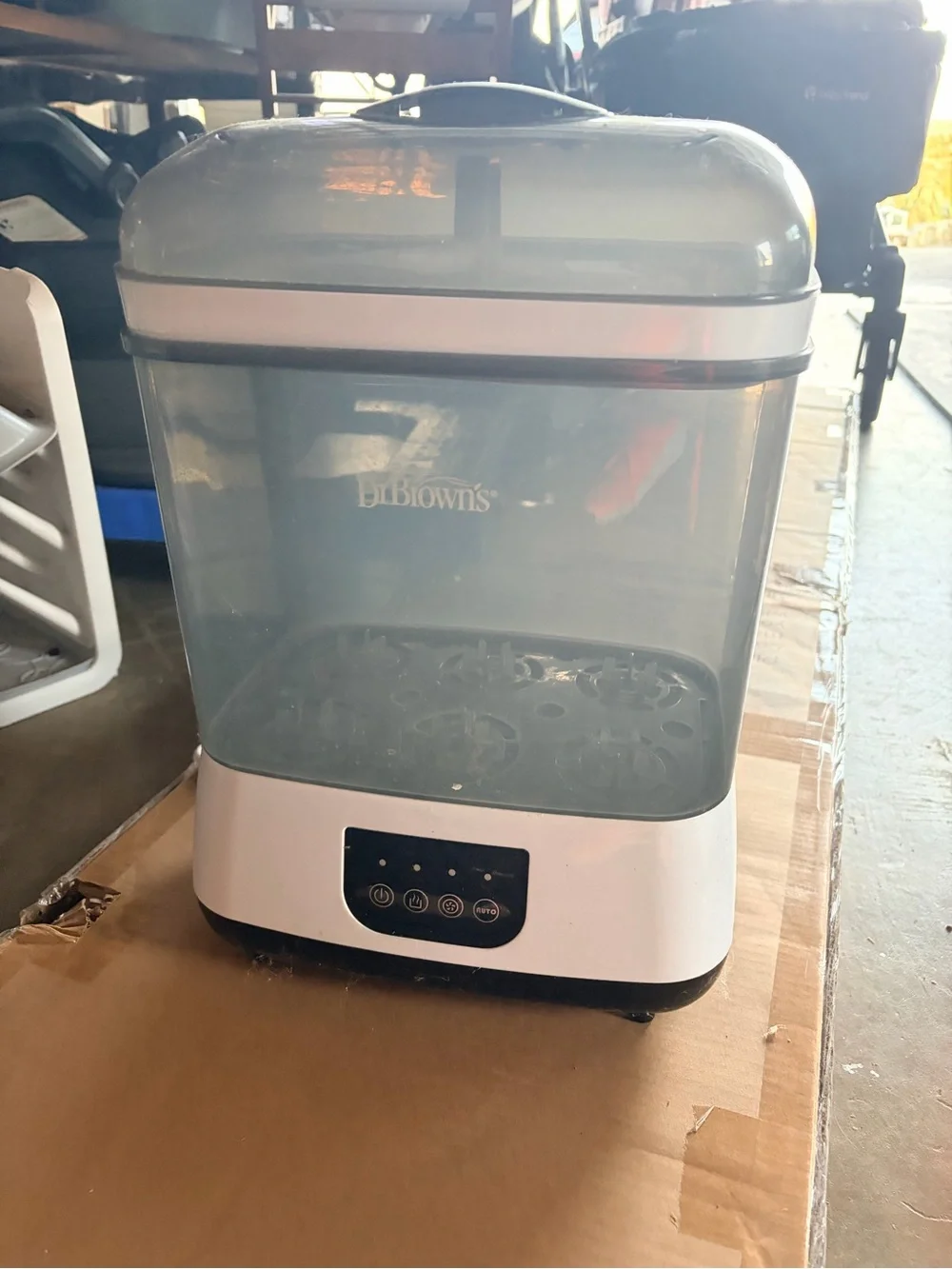 White Dr.Browns Bottle Sterilizer
